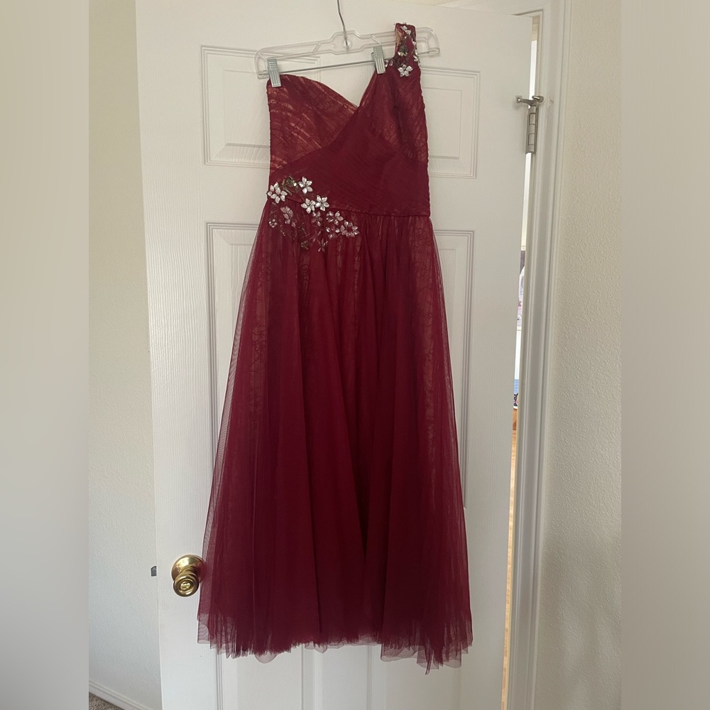 Marchesa Notte asymmetrical gown Sz 4